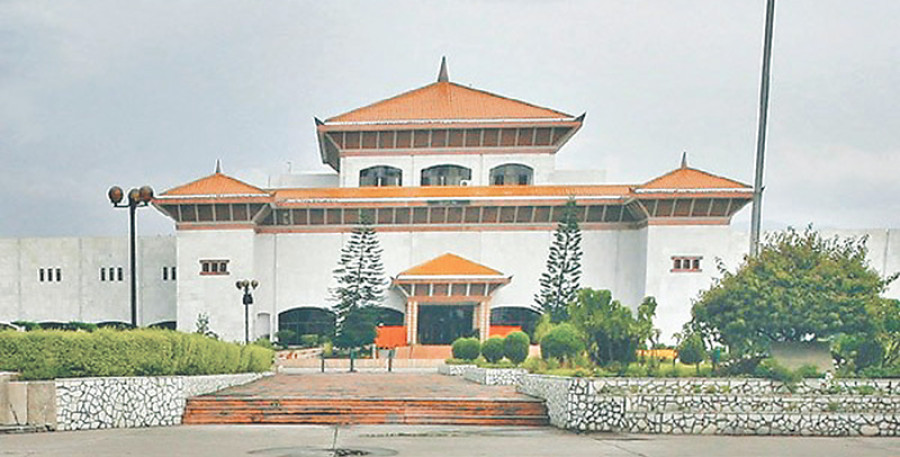 Draft meeting draws blank as lawmaker ban issue simmers