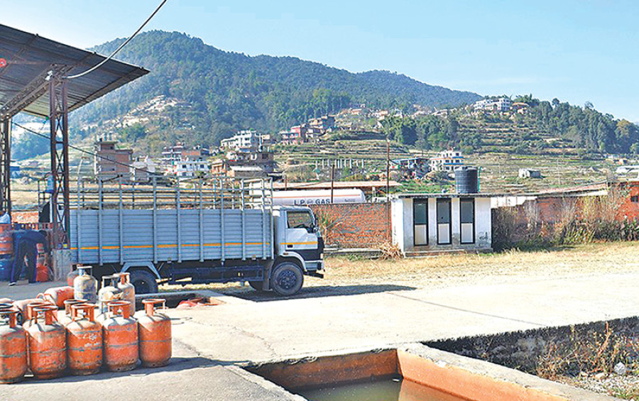 Gas plants shut down over safety violations