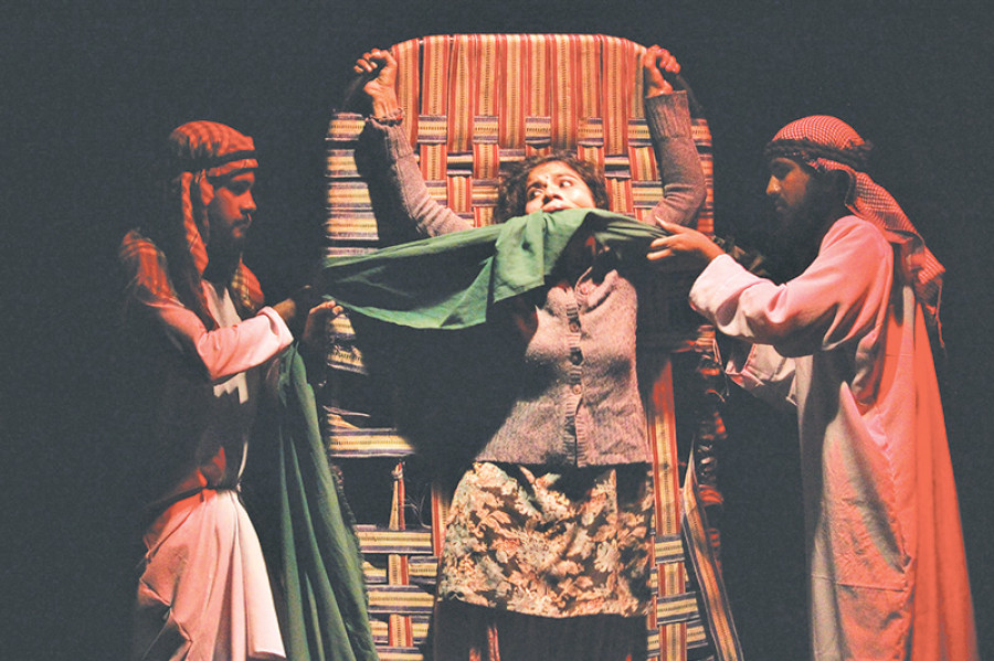 Gulf woes adapted for theatre