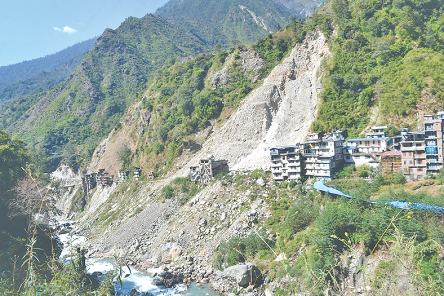 Liping road repairs begin