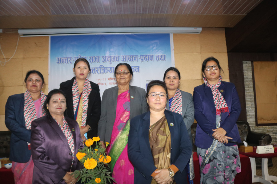 Female deputy speakers of various provinces complain of being given rights, but no responsibility