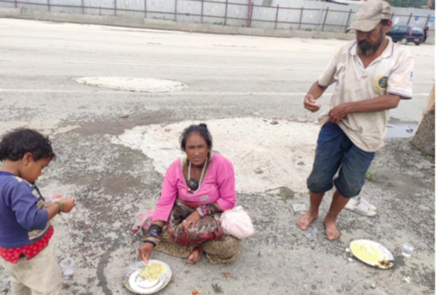 Lockdown has pushed a family of rickshaw puller to the brink
