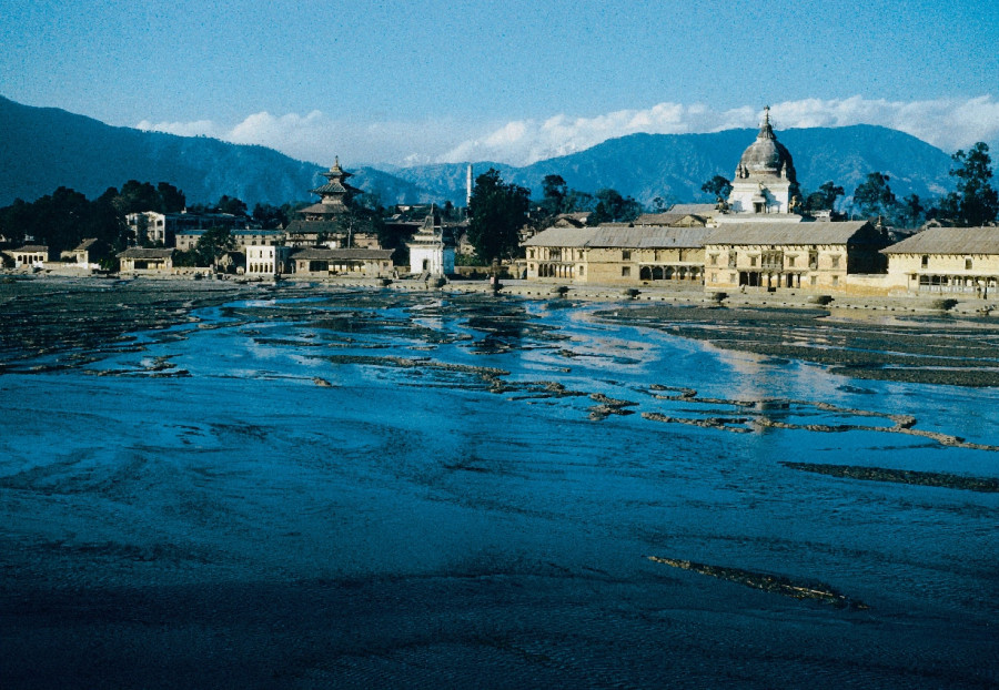 Onto a silent life under the Thapathali bridge