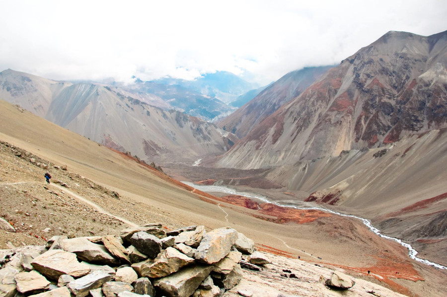 How to travel from Manang to Mustang in five days—and not die along the way