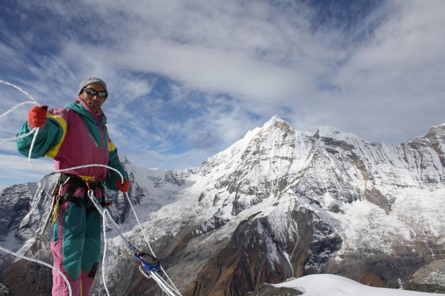Kami Rita climbs Everest for 23rd time, breaking his own record