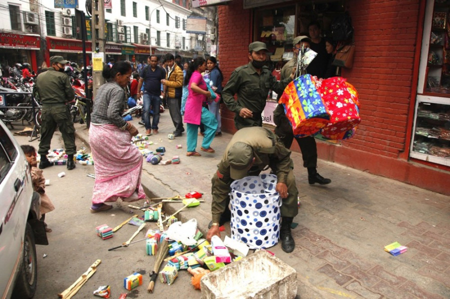 It’s time the government legalises street vendors