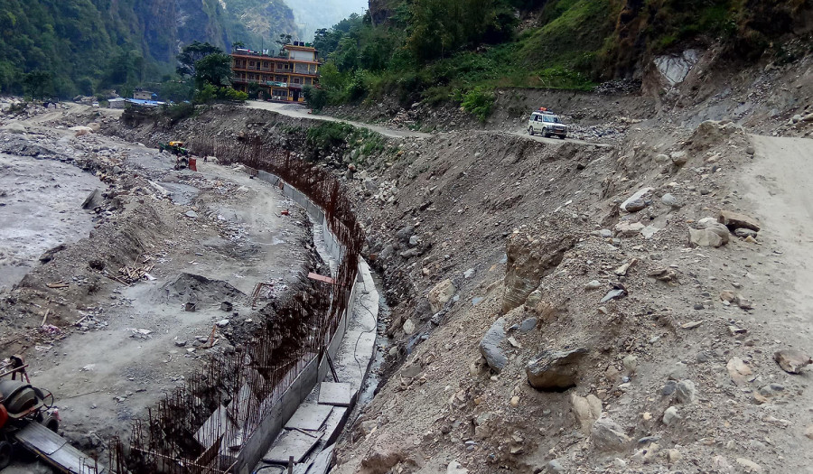 Upgradation work of Beni-Jomsom-Korala road at snail’s pace