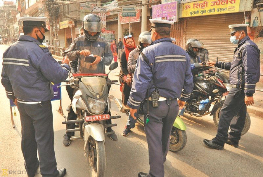 Plans afoot to hike fine up to Rs10,000 for traffic rules violators