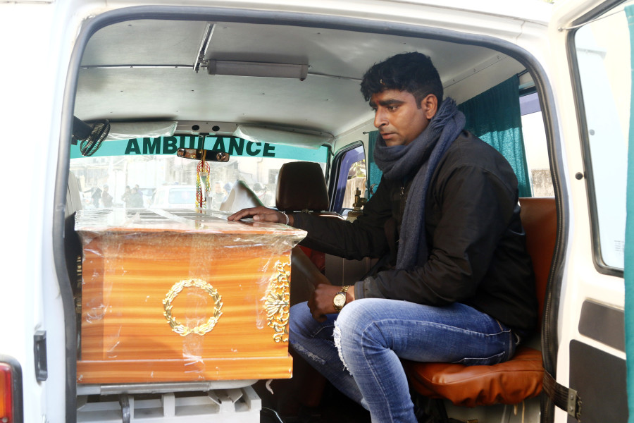Family receives body of Ram Manohar Yadav five months after he died in police custody