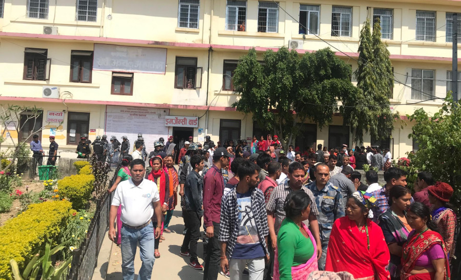 Relatives protest in Seti Zonal Hospital over death of a new mother
