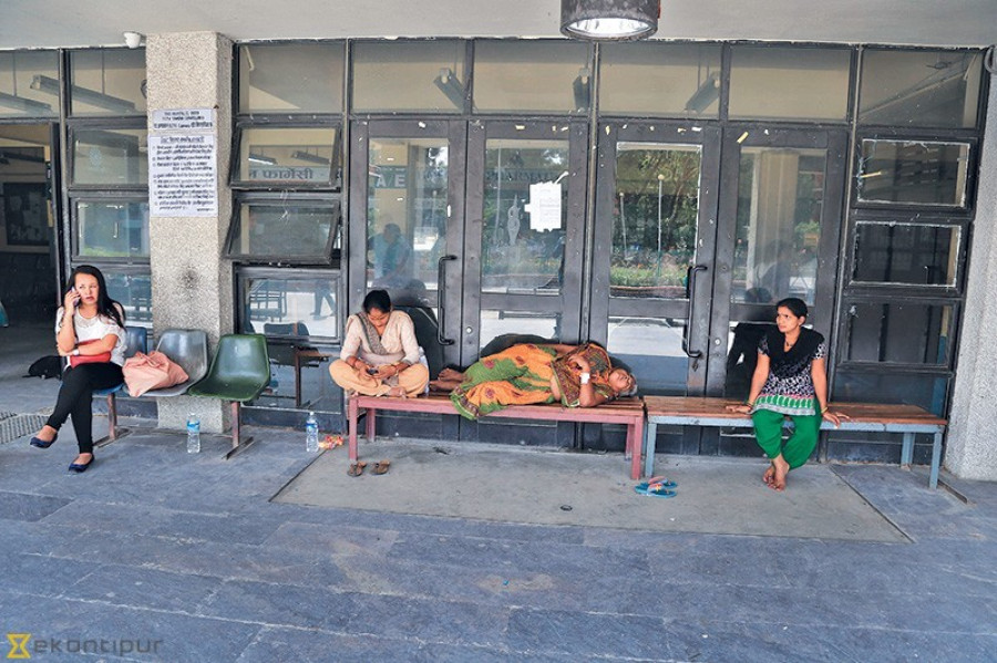 Government doctors steadfast on their strike against Civil Servants Adjustment Bill