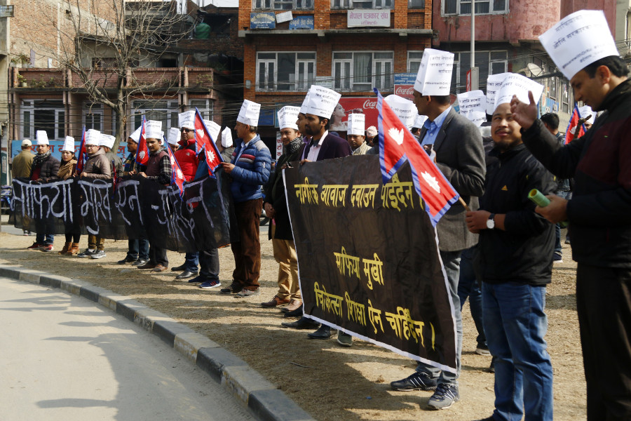 Supporters press government to honour deals with KC