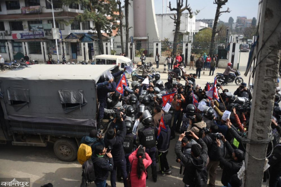 Supporters of Dr KC, police clash in New Baneshwor (In photos)