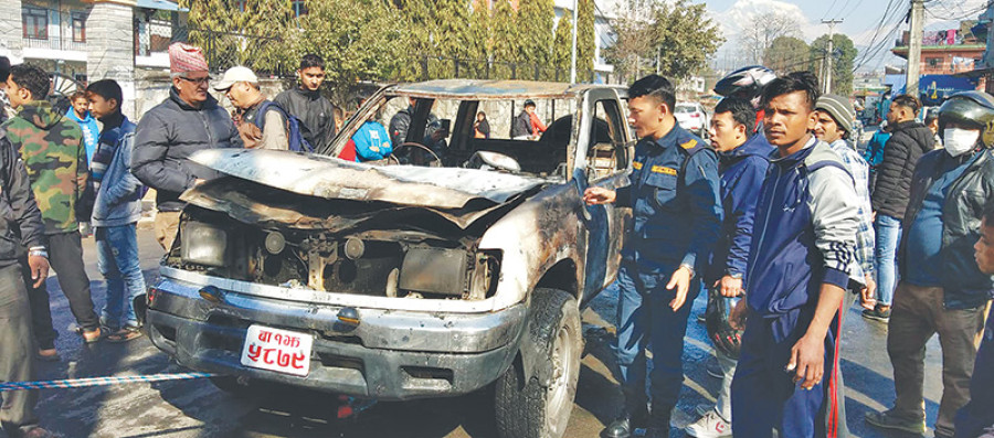 Student wing resorts to violence; government vehicles vandalised