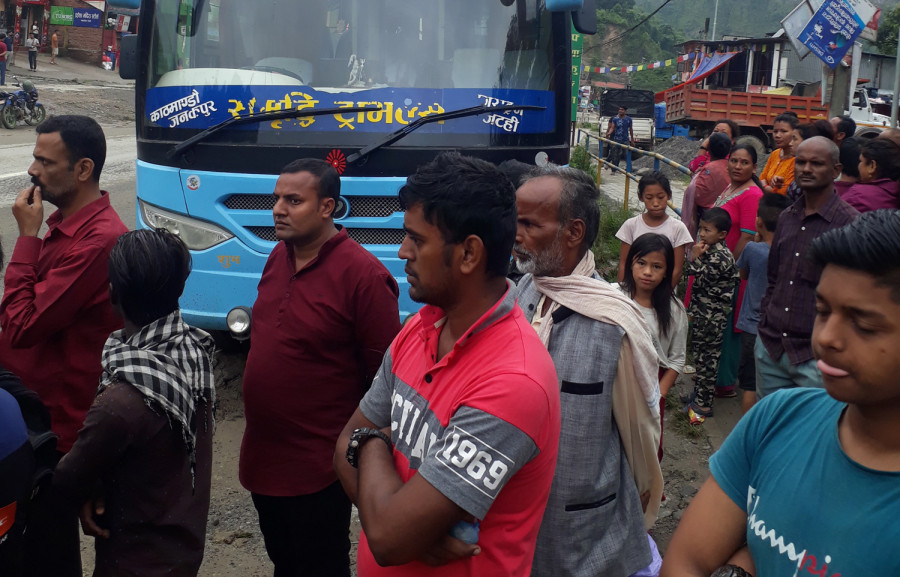 Patient dies in traffic jam in Dhading
