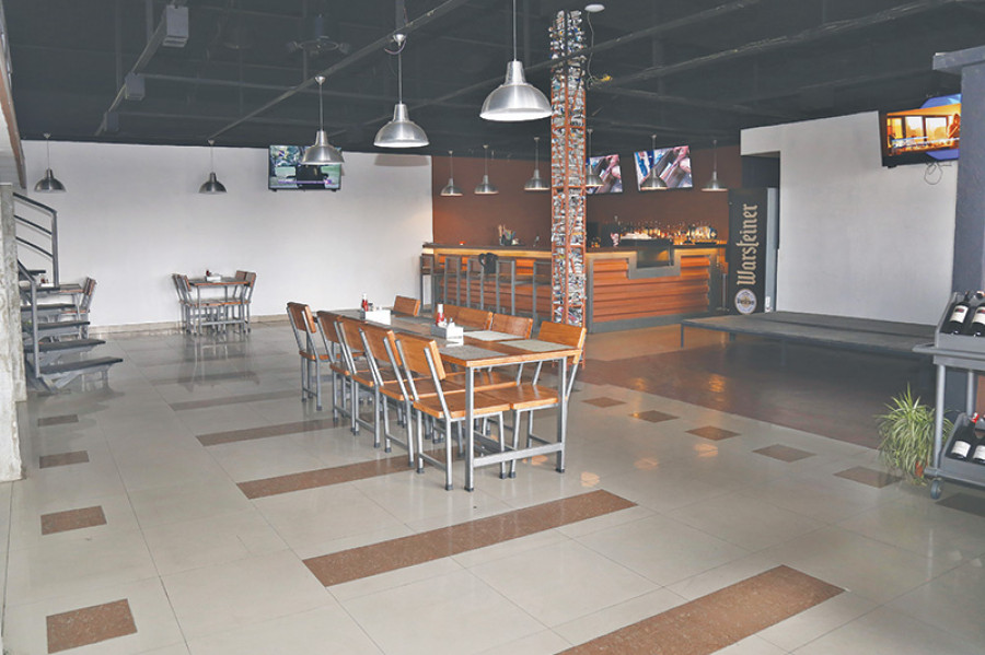 Trade unions postpone plan to shut down restaurants