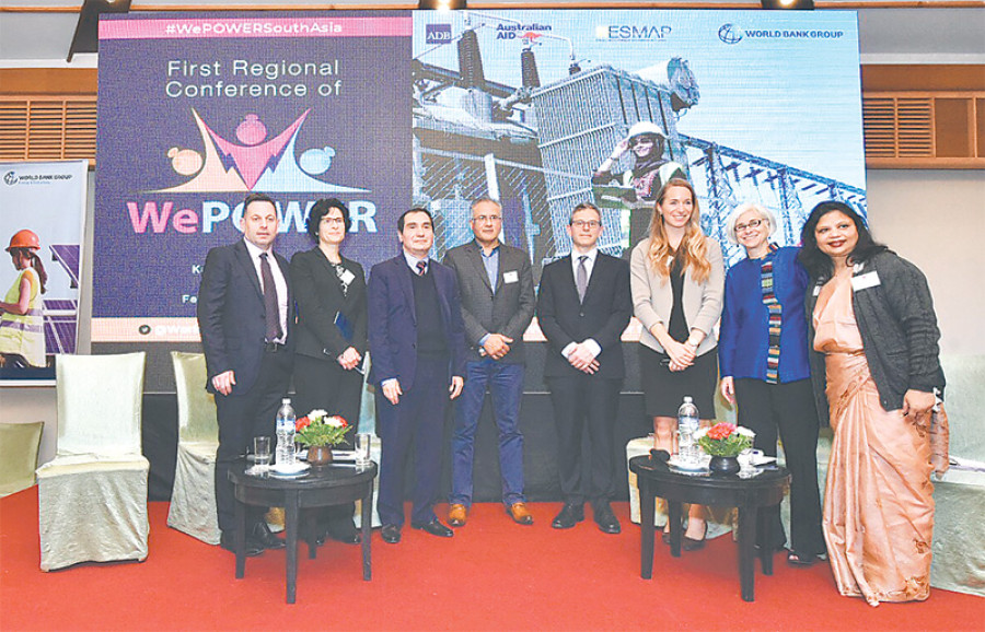 Professional network seeks to help women find jobs