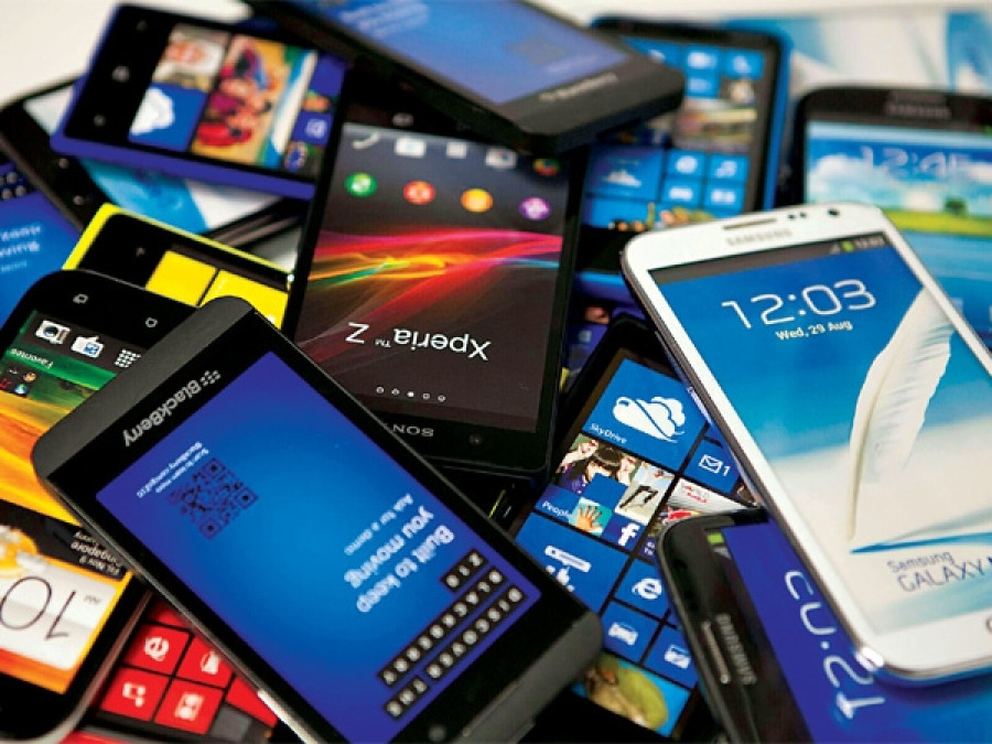 Import of mobile phones plunge 16.19 percent