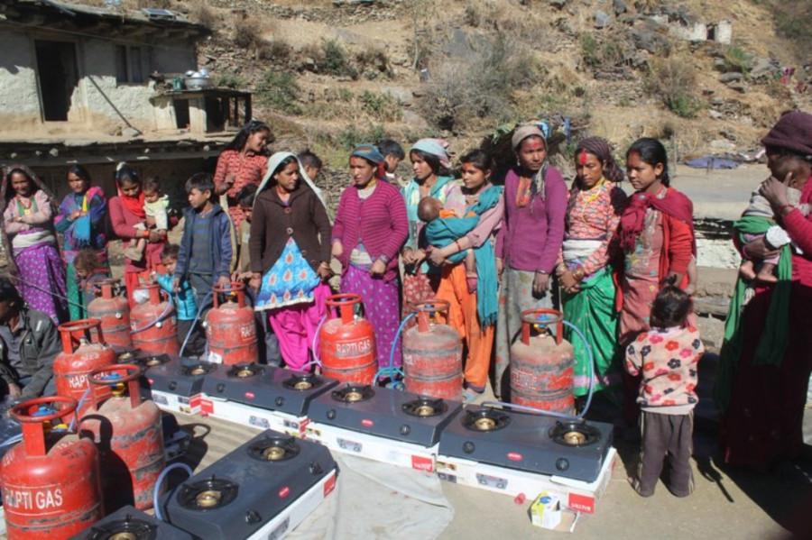Chhayanath Municipality distributes gas stoves, cylinders to 56 impoverished households