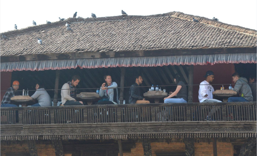 Trade unions to shut down restaurants