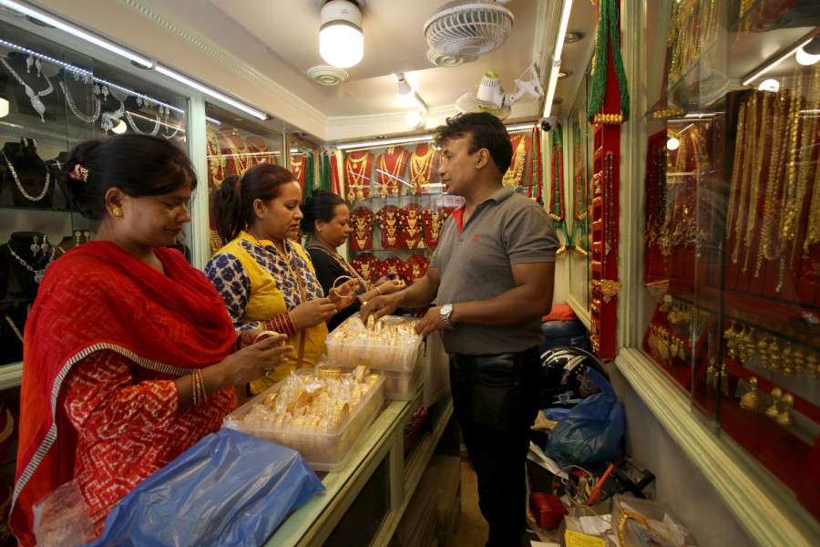 As gold hits record high, Teej shoppers opt for imitation jewellery