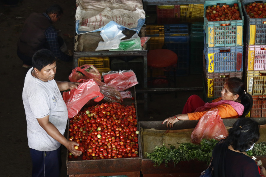 Tomato retail price hits the roof at Rs 125 per kg in Kathmandu