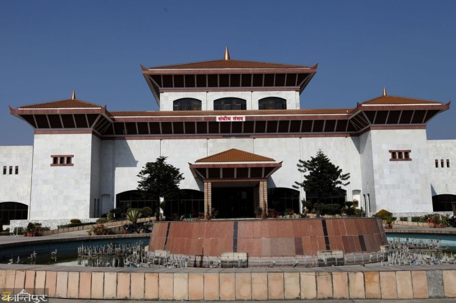 House meeting postponed after dispute arises over who should speak first