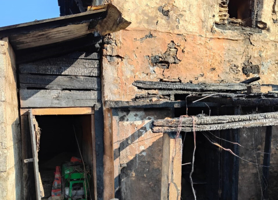 Man killed in Lamjung house fire