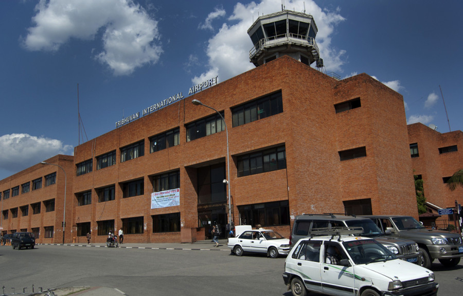 Health Ministry deputes a doctor, paramedics at the airport health desk