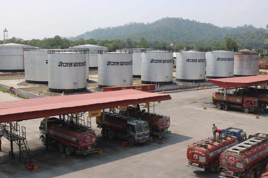Government balks at deregulating the money-making petroleum sector