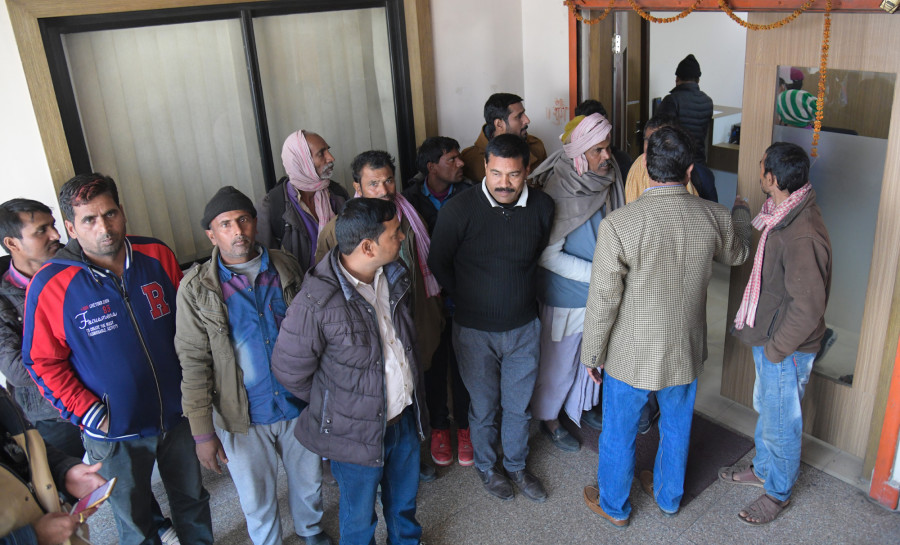 Ten days since agreement, sugarcane farmers have little hope of getting paid