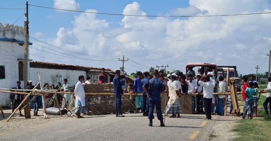 People kept at quarantine facilities in Rautahat protested against delay in PCR tests results