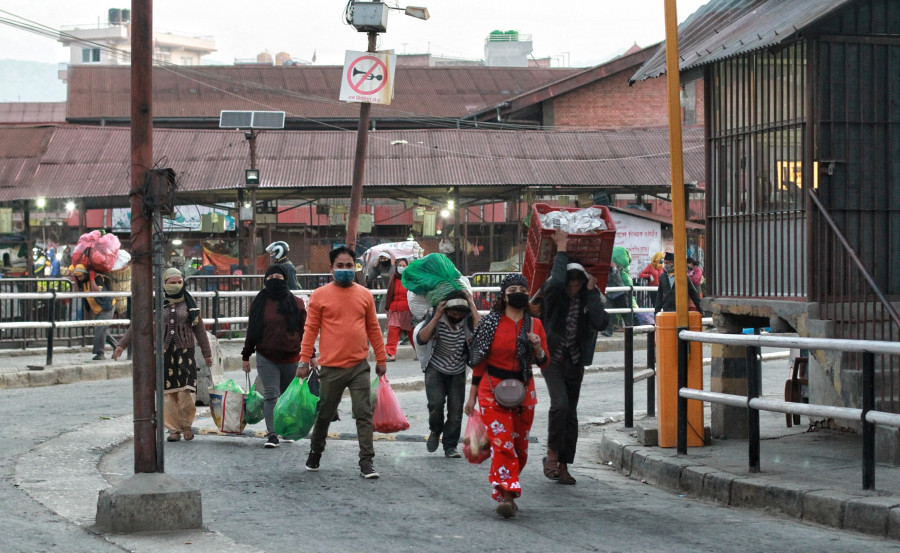 Rice, pulses, salt, oil, soap and sugar to be distributed to informal sector workers and destitutes