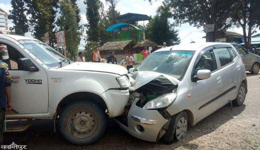 Five including CPN (ML) General Secretary CP Mainali injured in a road accident