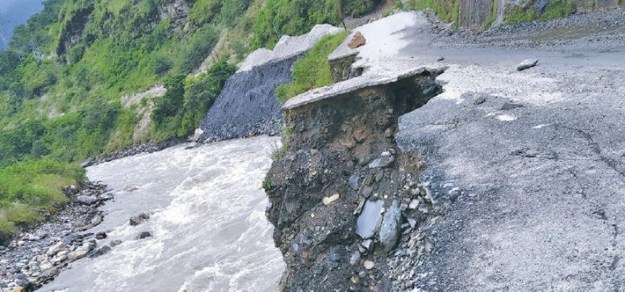 Bahrabise-Tatopani road section that links Nepal with China in sorry state