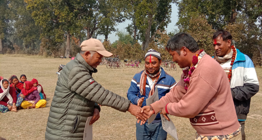 Locals start returning encroached forest land in Bardiya