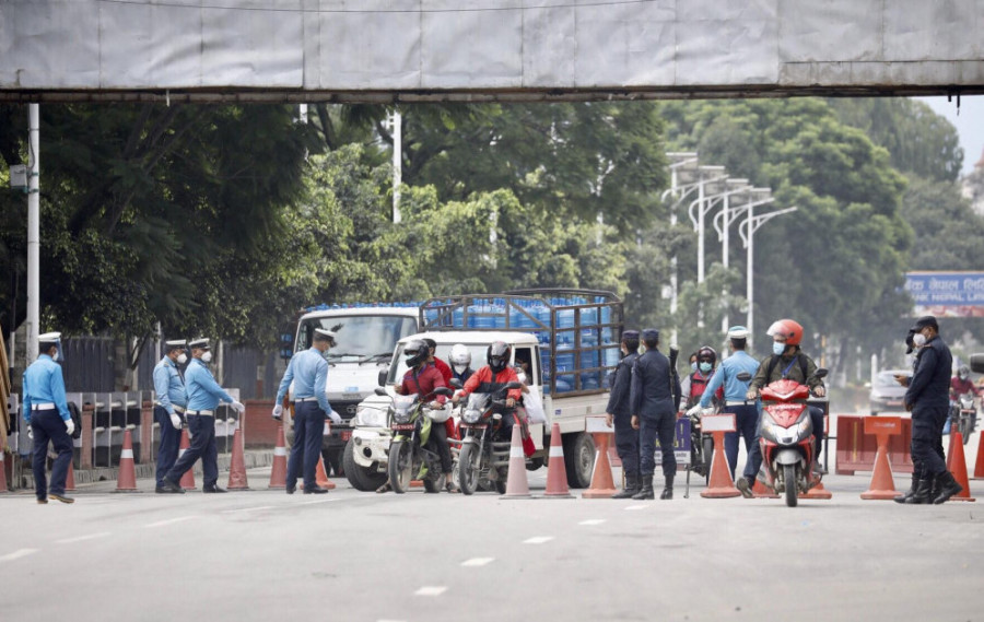 Valley traffic police starts massive crackdown on odd and even rule violators