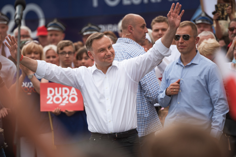 Poland slouches on