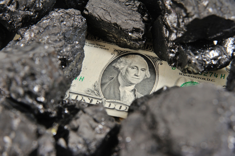 Put a price on carbon now!