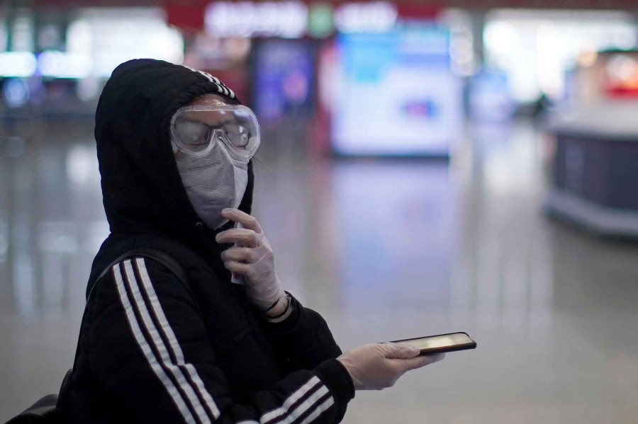 Coronavirus death toll passes 2,000