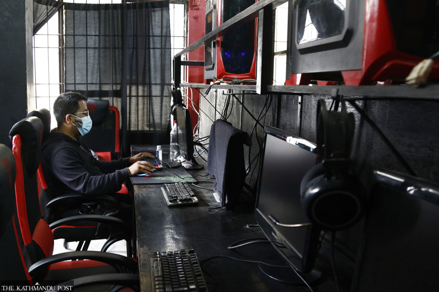 Decline of gaming cafe culture in Nepal
