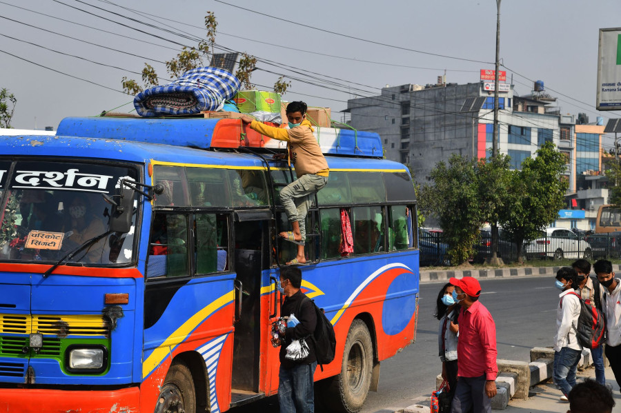 Vehicles overcharging passengers on the pretext of Covid-19 restrictions