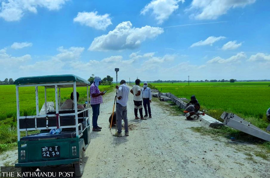 Construction work resumes on Katahari-Bathnaha railway line