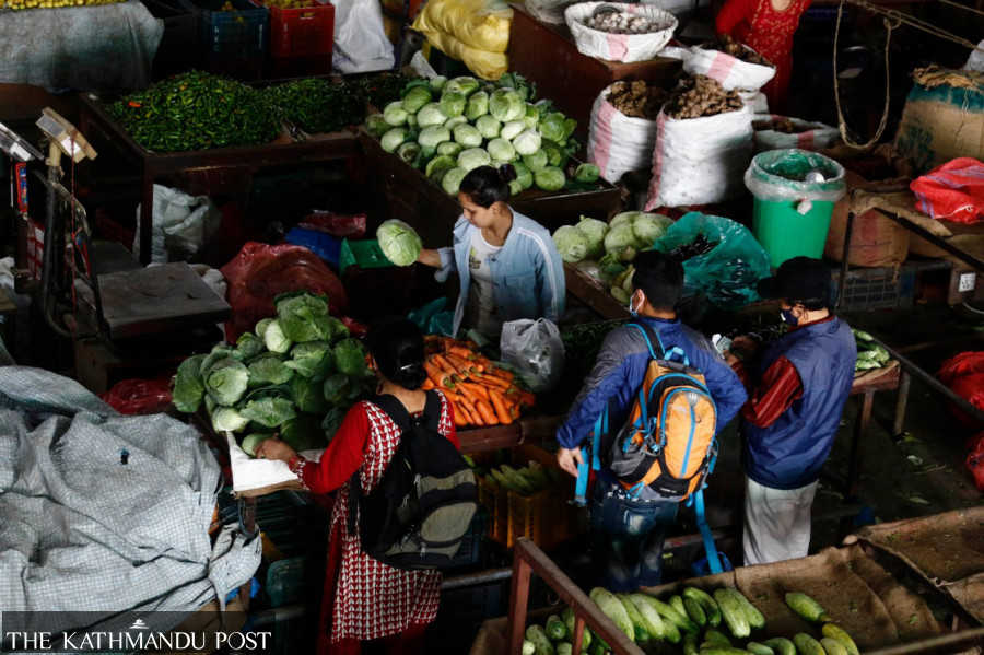 Vegetables cost more due to incessant rain, lockdown restrictions