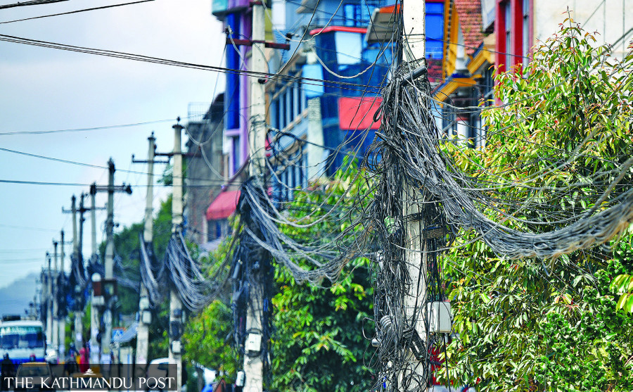Telecom regulator tells service providers to sign rent agreement with power utility