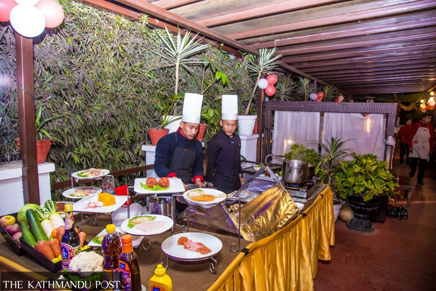 Restaurants and party venues unnerved by Omicron reports