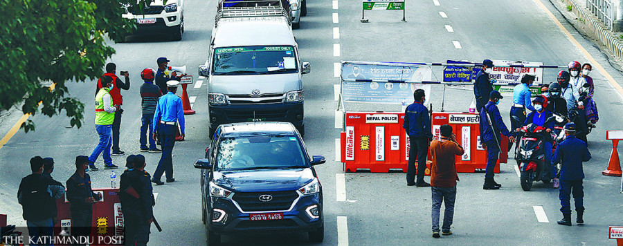 Traffic police step up action against transporters overcharging passengers
