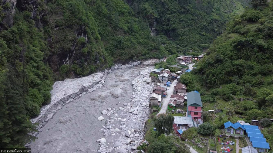 Manang’s Naso Rural Municipality setting up temporary office at Besisahar after flood