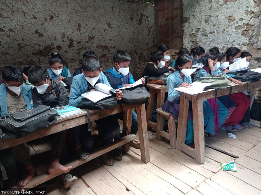Lack of textbooks affects studies in mountainous region