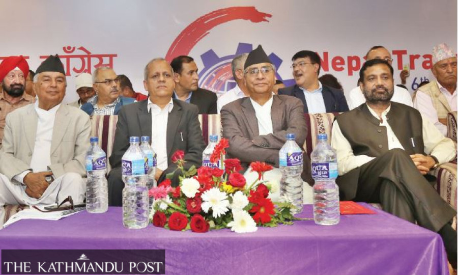 Congress rival factions reach truce, focus now on new leadership